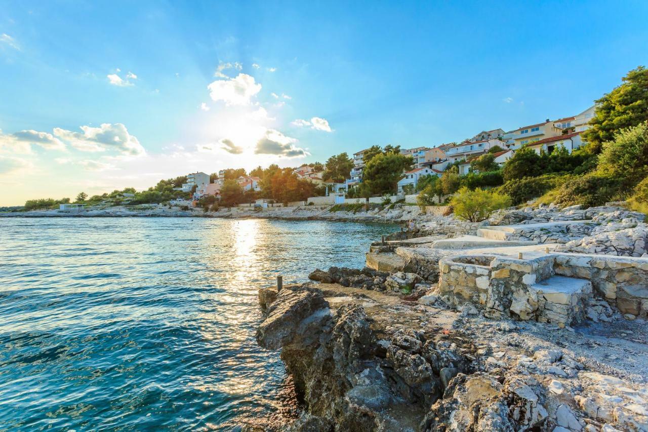 Apartments Meri Trogir Exterior photo