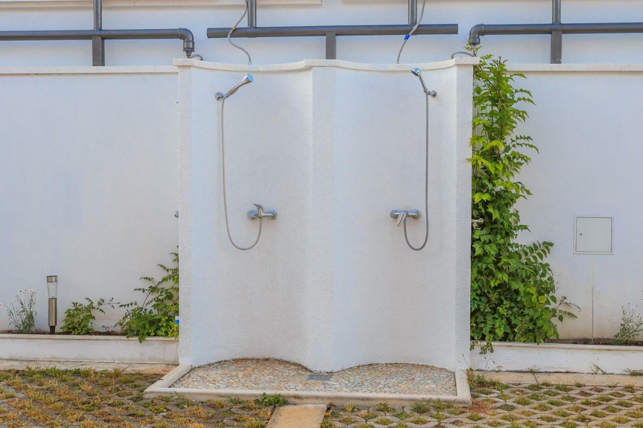 Apartments Meri Trogir Exterior photo